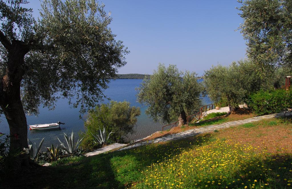 Saint Andrews Bay Villa Milina Ruang foto