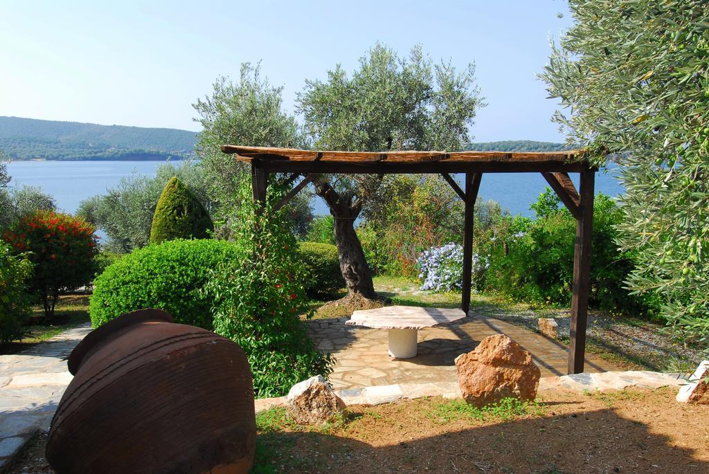 Saint Andrews Bay Villa Milina Ruang foto